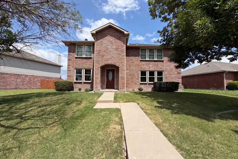 Photo 20 of 23 of 2904 Lake Vista Dr, Wylie, TX