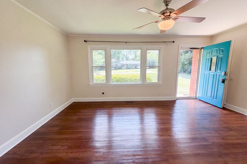 Photo 3 of 17 of 2154 Rosewood Dr, Rock Hill, SC