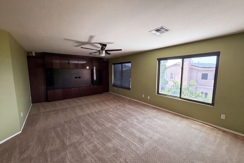Photo 3 of 28 of 2083 W Arizona Rose Dr, Tucson, AZ