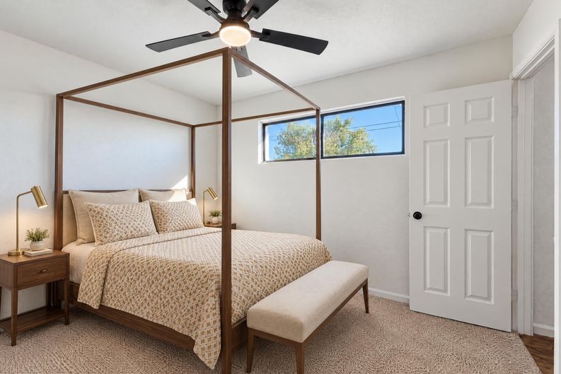 Photo 10 of 21 of 2221 W Altadena Ave, Phoenix, AZ