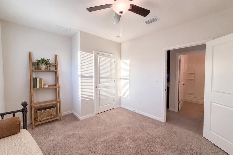 Photo 12 of 30 of 16805 Trite Bend St, Wimauma, FL