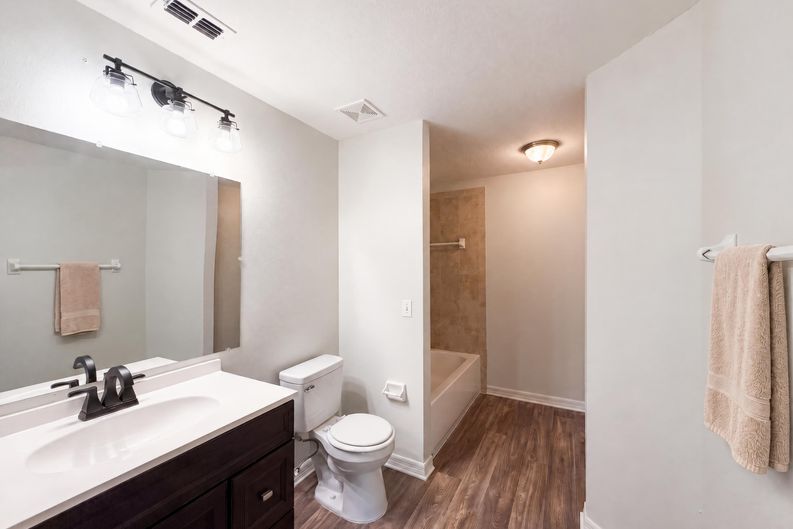 Photo 15 of 20 of 705 5th St, Wildwood, FL