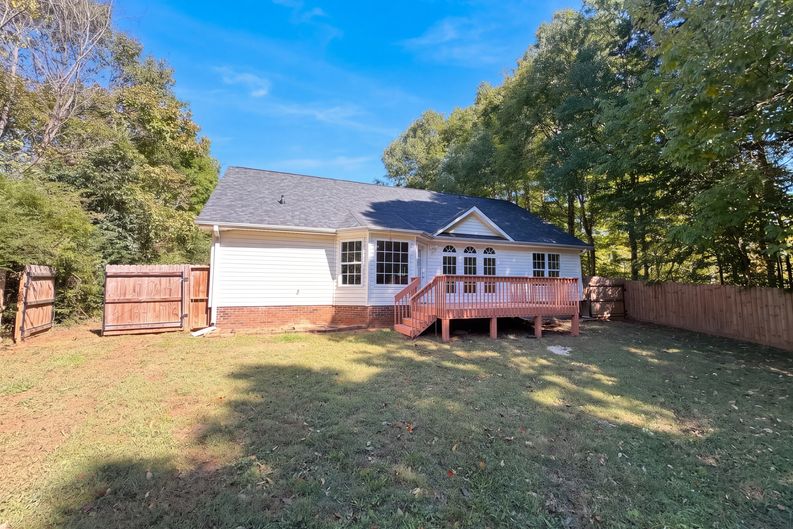 Photo 21 of 23 of 4315 Enoch Dr, Charlotte, NC