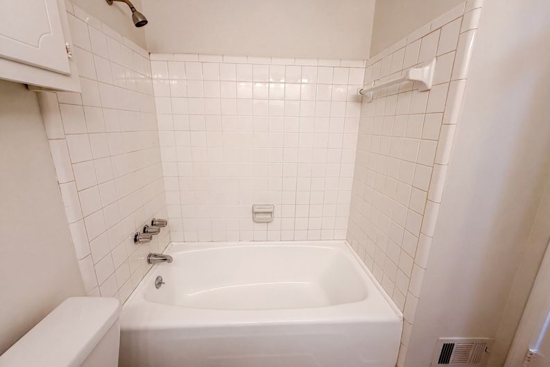 Photo 15 of 21 of 1276 Robin Rd NE, Conyers, GA
