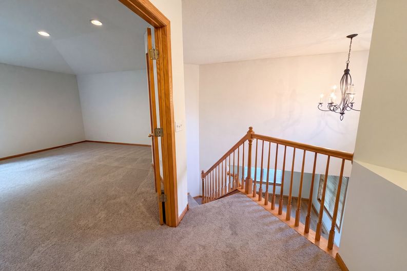 Photo 13 of 36 of 1012 Delano Ct, Stillwater, MN