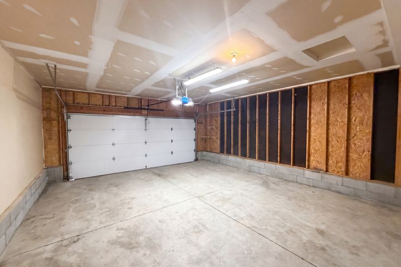 Photo 36 of 51 of 7966 Lazelle Woods Dr, Westerville, OH