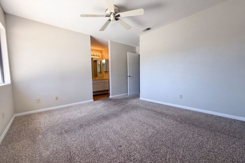 Photo 12 of 22 of 25431 Pistache Ct, Murrieta, CA