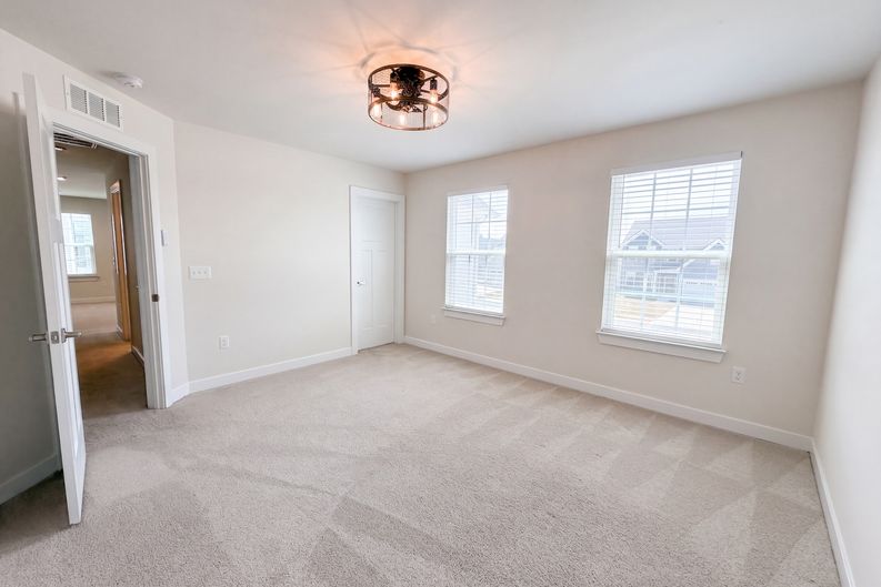 Photo 17 of 28 of 3518 Pepper Glendale Dr, Murfreesboro, TN