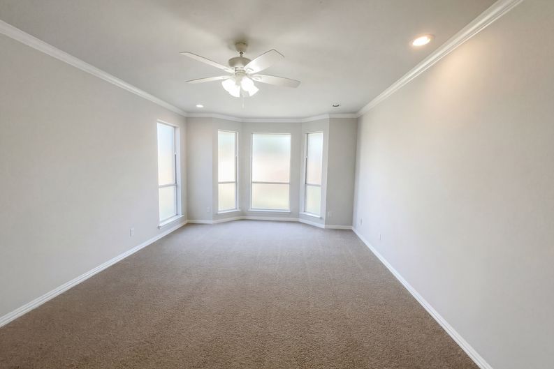 Photo 16 of 23 of 3421 Sandy Trail Ln, Plano, TX
