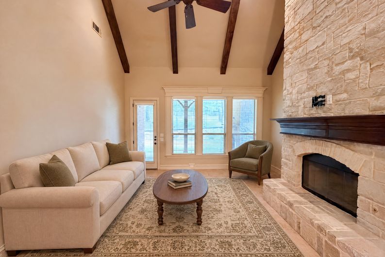 Photo 12 of 33 of 6113 Rock Dove Cir, Colleyville, TX