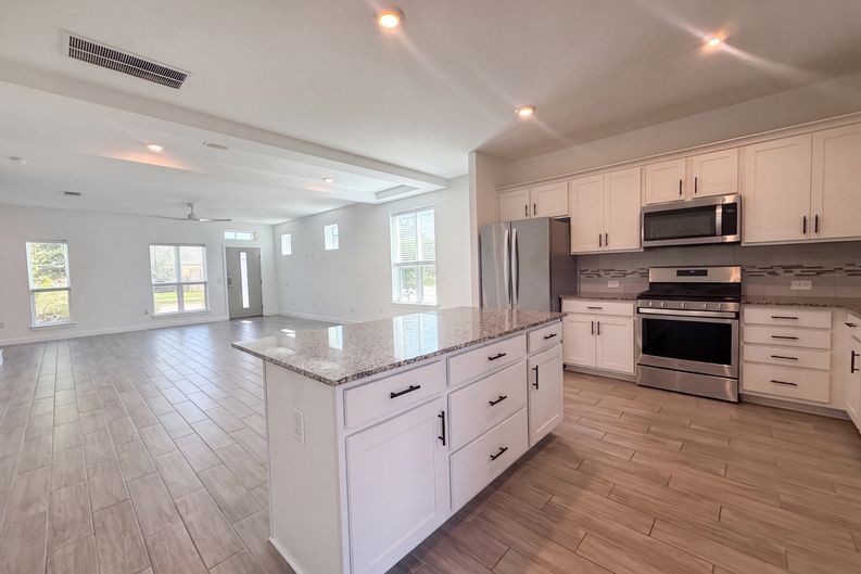 Photo 8 of 26 of 5713A Charles Merle Dr, Austin, TX
