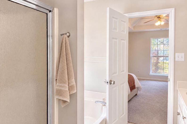 Photo 9 of 19 of 532 Loxley Dr, Warner Robins, GA