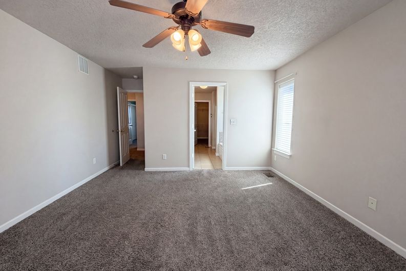 Photo 3 of 23 of 2513 Milagro Ridge Ct NE, Rio Rancho, NM