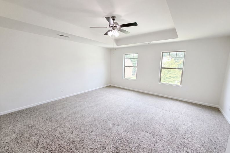 Photo 4 of 25 of 2048 Massey Ln, Winder, GA