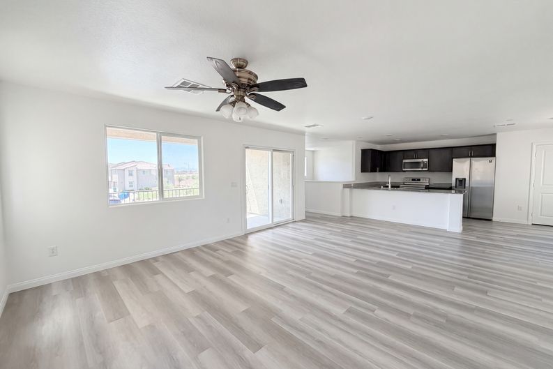 Photo 9 of 41 of 6875 Crimson Shadow St, North Las Vegas, NV