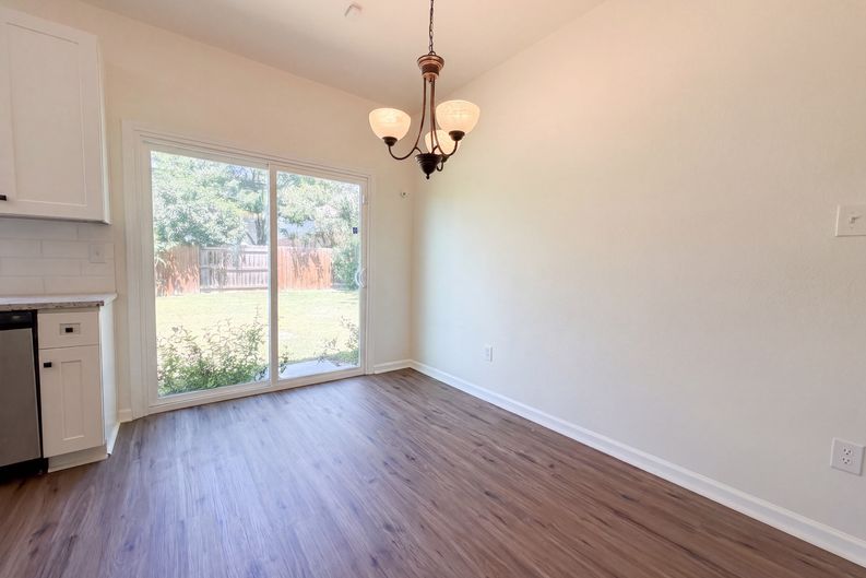 Photo 8 of 16 of 216 Lieck Cv, Cibolo, TX