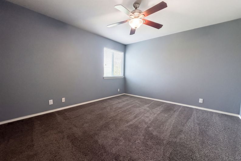Photo 11 of 22 of 2535 Fayette Dr, New Braunfels, TX