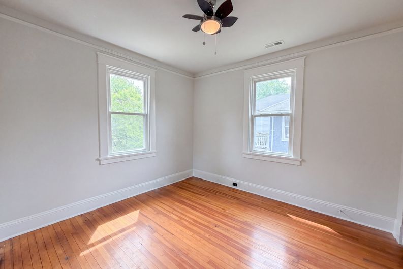 Photo 12 of 21 of 3311 Garland Ave, Richmond, VA