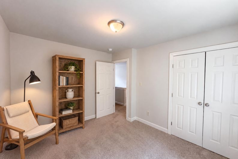 Photo 9 of 17 of 128 Saint Johns St, Knightdale, NC