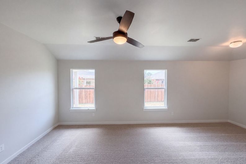 Photo 20 of 23 of 8956 Devonshire Dr, Fort Worth, TX