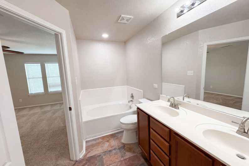 Photo 6 of 19 of 5733 Ty Lindstrom, Schertz, TX