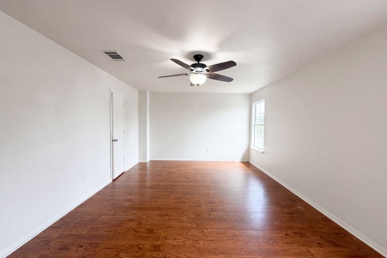 Photo 4 of 19 of 612 Sugar Brook Dr, Temple, TX