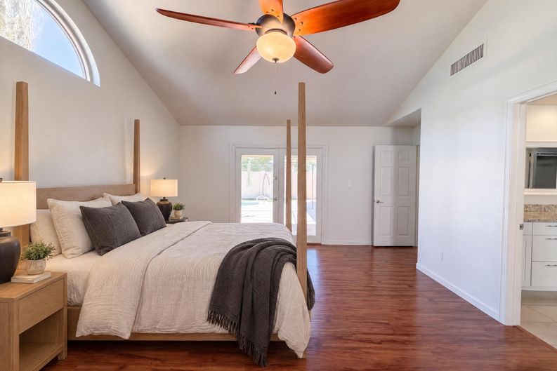 Photo 10 of 34 of 3906 E Amberwood Dr, Phoenix, AZ