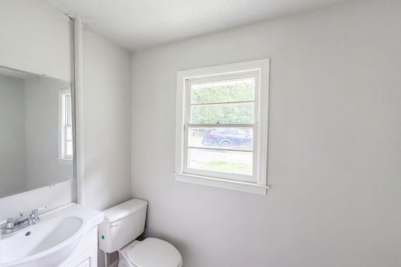 Photo 7 of 21 of 237 Geddis Rd, Inman, SC