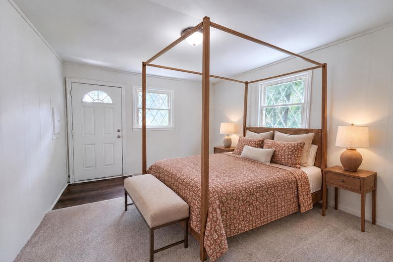 Photo 3 of 13 of 313 Black St, Cherryville, NC