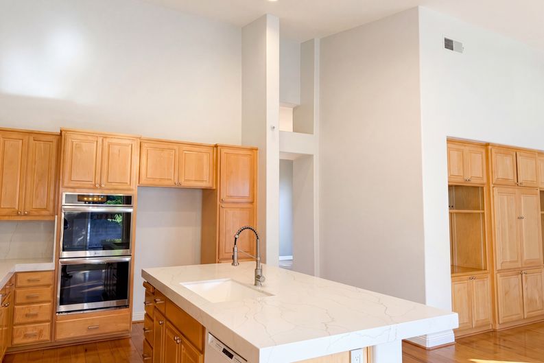 Photo 19 of 51 of 1401 Grey Owl Cir, Roseville, CA