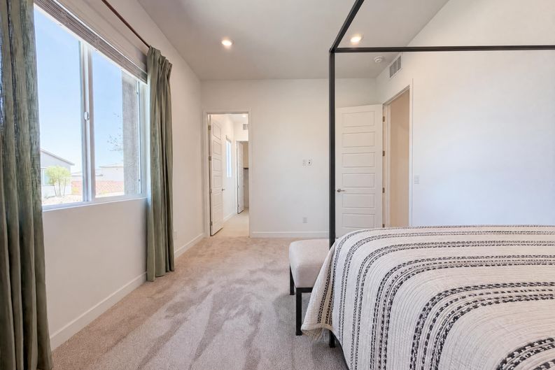 Photo 15 of 23 of 8239 Gusty Brook St, Las Vegas, NV
