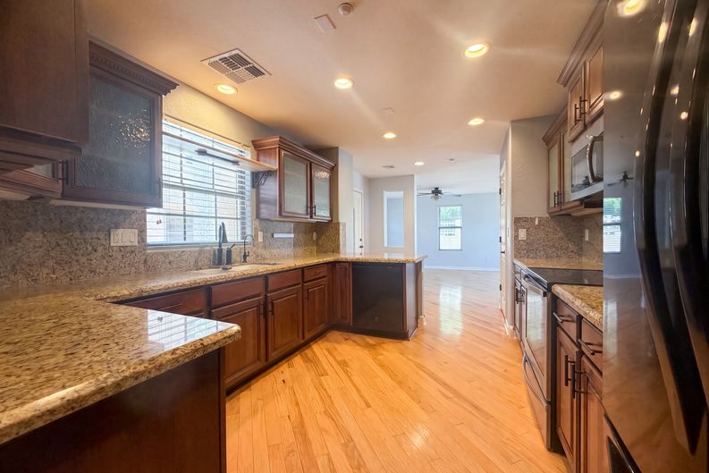 Photo 7 of 18 of 2784 E Megan St, Gilbert, AZ
