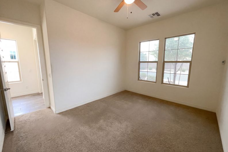 Photo 16 of 58 of 2312 E Susan Dr, Gilbert, AZ