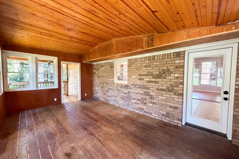 Photo 22 of 26 of 1653 E Kellogg Cir, Douglasville, GA
