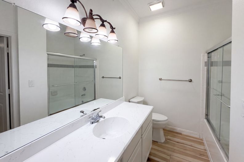 Photo 13 of 19 of 2601 Preston Rd, Plano, TX