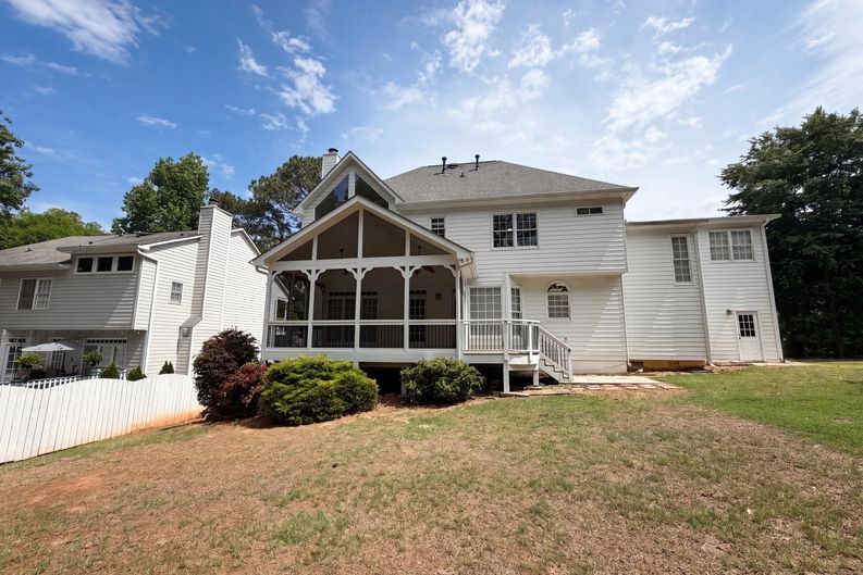 Photo 5 of 26 of 1900 Milfield Cir, Snellville, GA