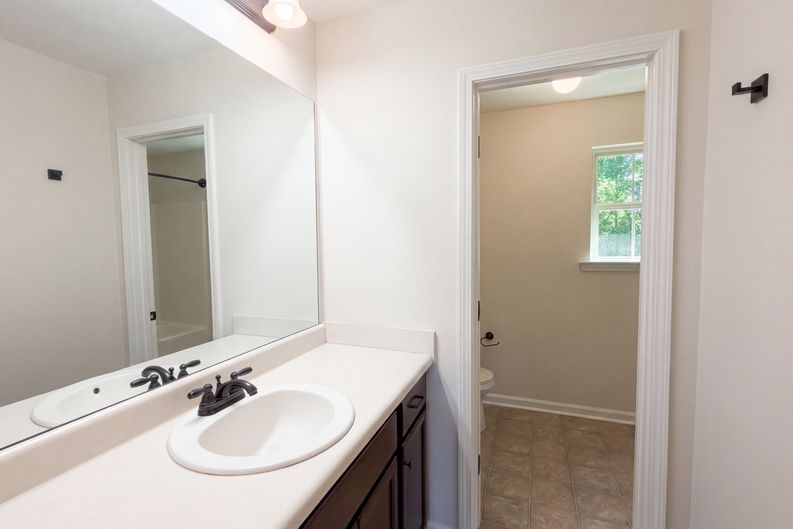 Photo 6 of 25 of 271 Stane Brook Ct, Jackson, GA