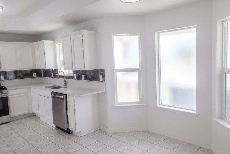 Photo 7 of 39 of 4601 Loma Linda Cir, El Paso, TX