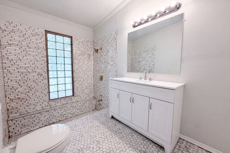 Photo 8 of 21 of 1605 Raiford Rd, Starke, FL