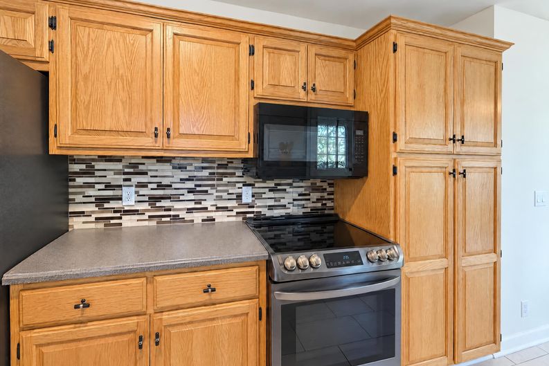 Photo 10 of 42 of 702 Lone Oak Dr, Pegram, TN