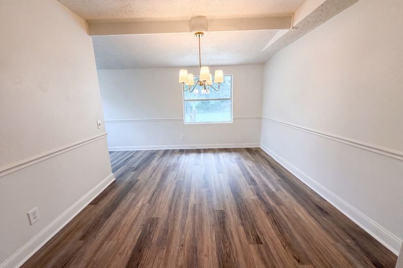 Photo 9 of 22 of 5630 Temple Rd, Jacksonville, FL