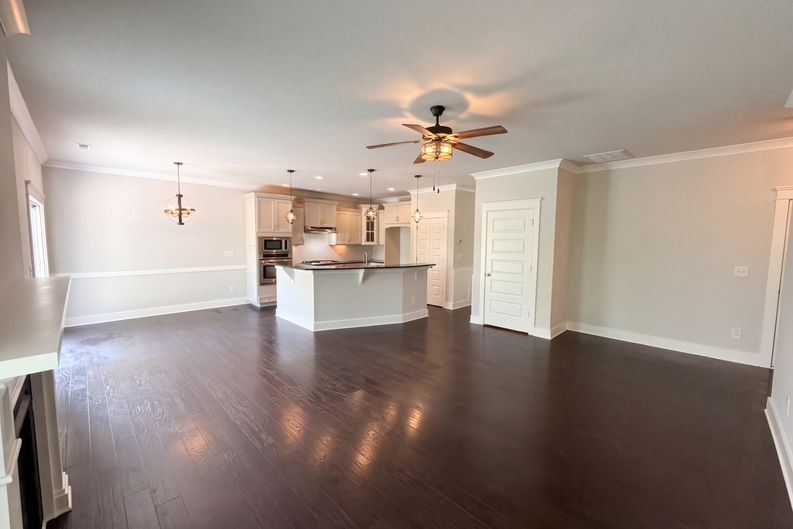 Photo 9 of 38 of 7412 Canova Ln, Charlotte, NC