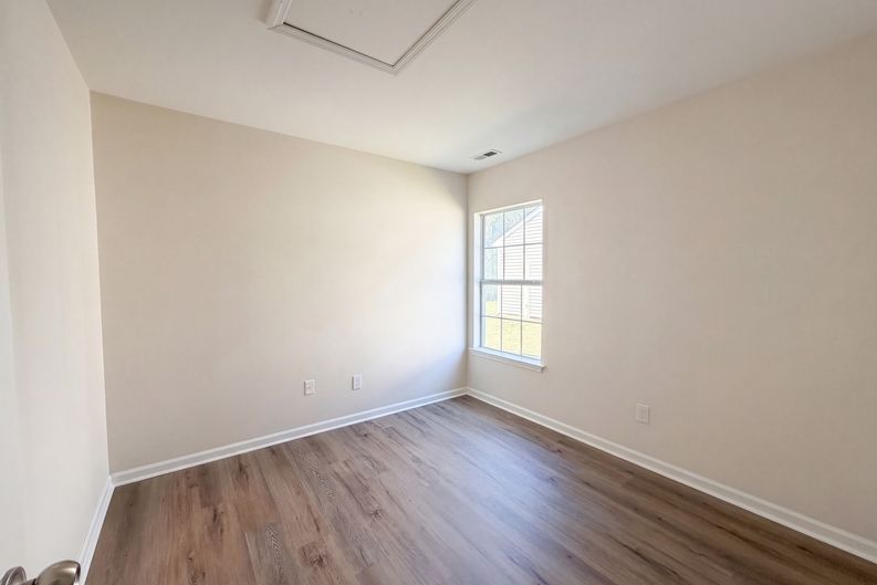 Photo 10 of 17 of 9794 Stockport Cir, Summerville, SC