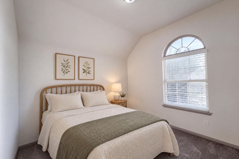 Photo 12 of 24 of 6702 Terania Cir, Katy, TX