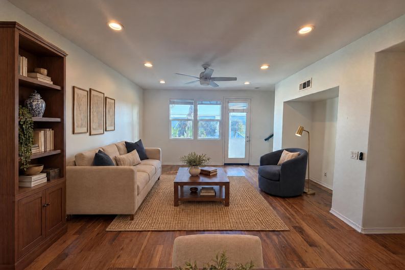 Photo 5 of 25 of 82 Preston Ln, Buena Park, CA