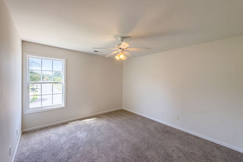 Photo 15 of 26 of 9325 Ayscough Rd, Summerville, SC