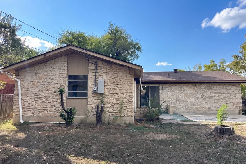 Photo 5 of 16 of 501 Ridge St, Copperas Cove, TX