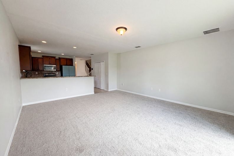 Photo 10 of 22 of 4876 Grassy Knoll Dr, Tavares, FL