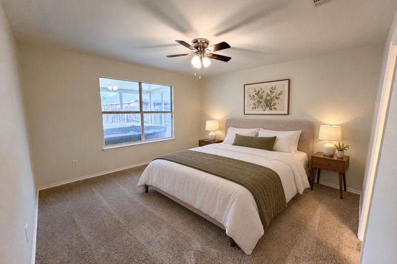 Photo 4 of 30 of 2026 Cardinal Ln, Lewisville, TX