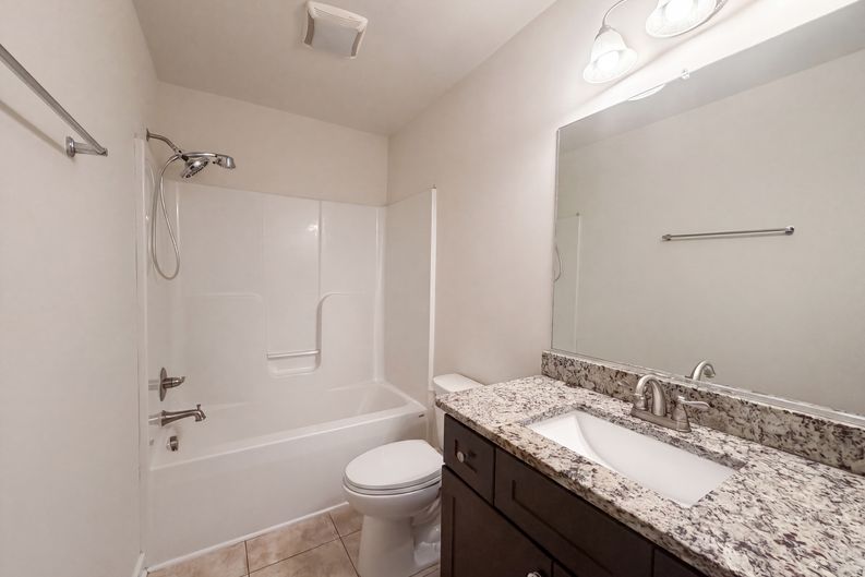 Photo 12 of 20 of 1115 Moreno Ln, Lewisburg, TN